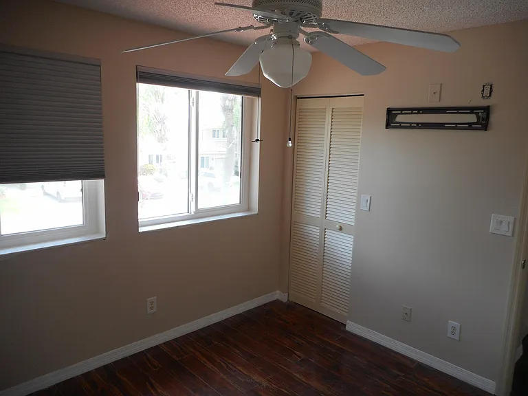 1741 SW 109th Ter — Photo 24