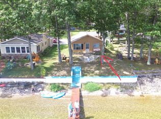 5698 Pocahontas Trl, Hubbard Lake, MI 49747