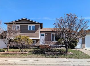 806 Graham Rd, Regina, SK S4N6W7