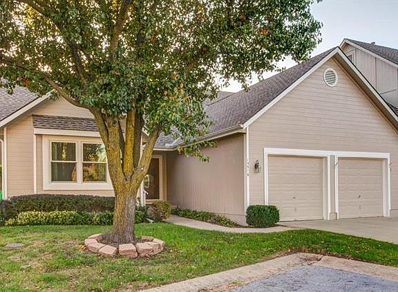 One-level living awaits here