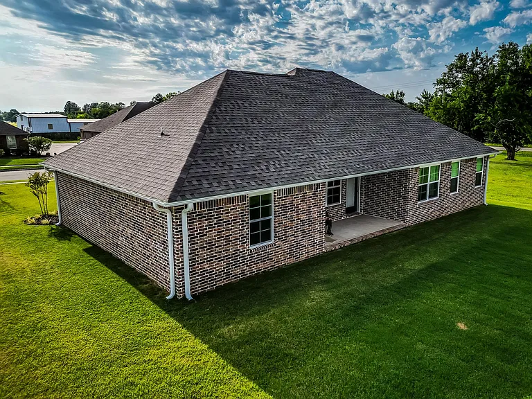 106 Stoneledge Dr — Photo 3