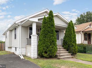 5 Valley Rd, Mount Ephraim, NJ 08059