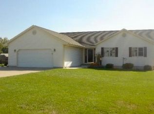 27911 Buena Vista Dr, Rock Falls, IL 61071