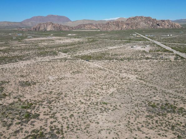 7049 Spilsbury Rd, El Paso, TX 79938