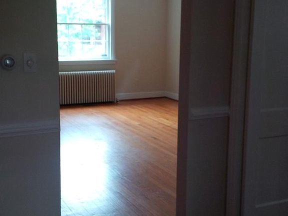 5th image of 3206 W Franklin St Floor 1