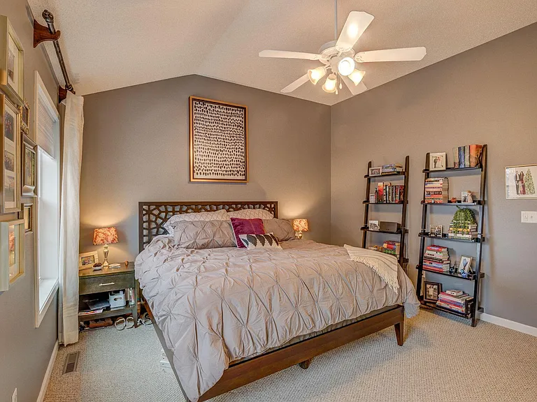 1634 Woodlynn Ave #1 — Photo 9