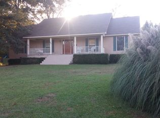 130 Sanford Ave, Eufaula, AL 36027