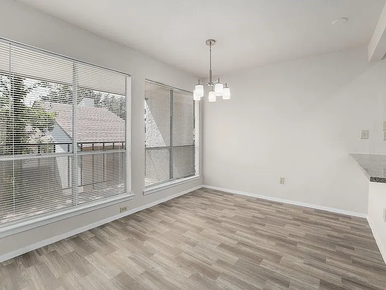 6910 Hart Ln #907 — Photo 11