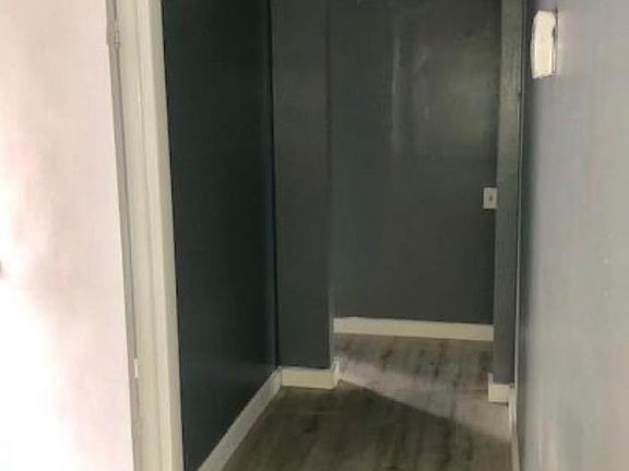 5th image of 4445 Treehouse Ln #106