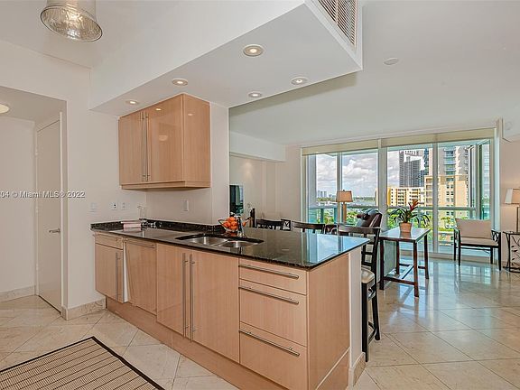 5th image of 1000 S Pointe Dr APT 906