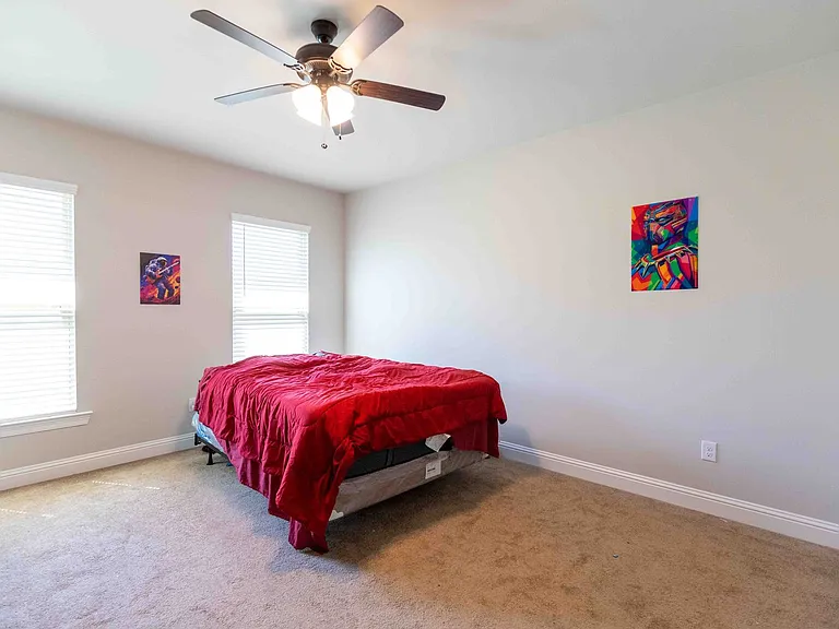 603 Ives Way — Photo 4