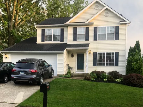 499 Pitt Ct, Odenton, MD 21113