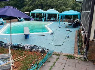 5461 Walker Rd, Stone Mountain, GA 30088