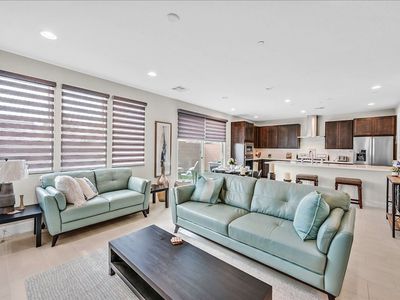 11313 Gravitation Dr, Las Vegas, NV, 89135