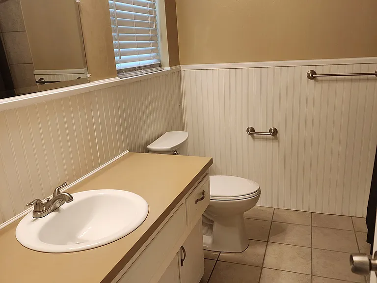 1101 Pin Oak Dr — Photo 9