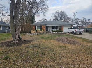 7821 Powers Ct, Shelby Township, MI 48317