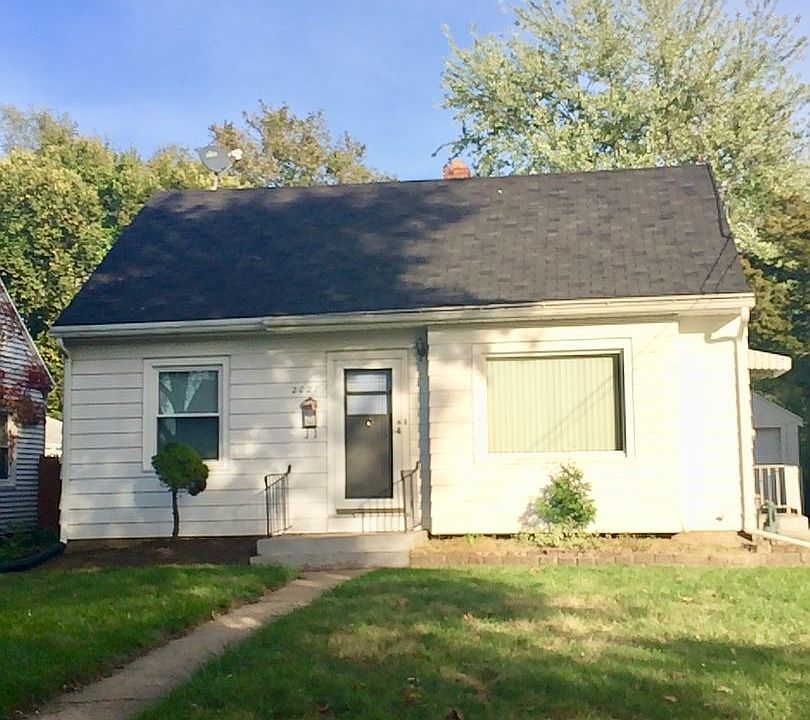 1st image of 2027 Price St