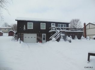 1510 Maplehurst Dr, Somerset, PA 15501