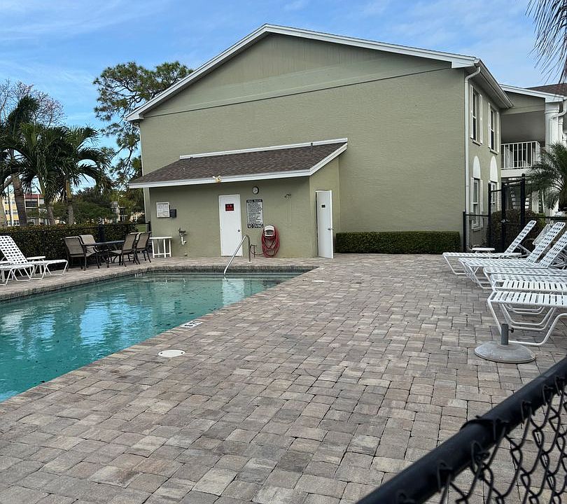 1st image of 295 Quail Forest Blvd APT 220