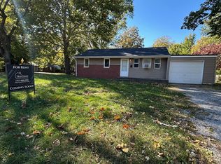 1101 N James St, Champaign, IL 61821