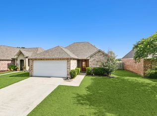40514 Cross Ridge Ave, Gonzales, LA 70737
