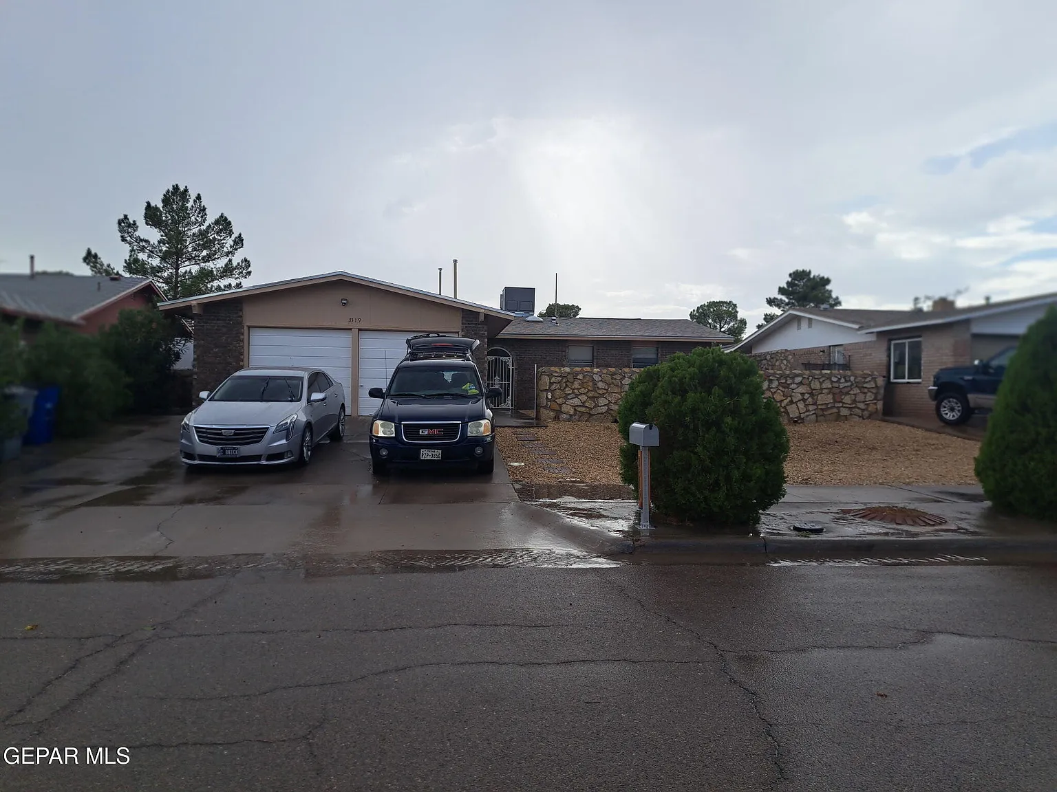 4 bed, 2.0 bath, 1316 sqft, $1,695 — Photo 1