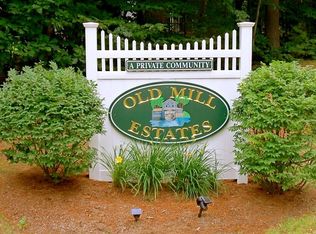 86 Adams Cir #C, Center Conway, NH 03813