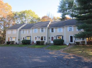 70 Forest View Ln, Burrillville, RI 02830