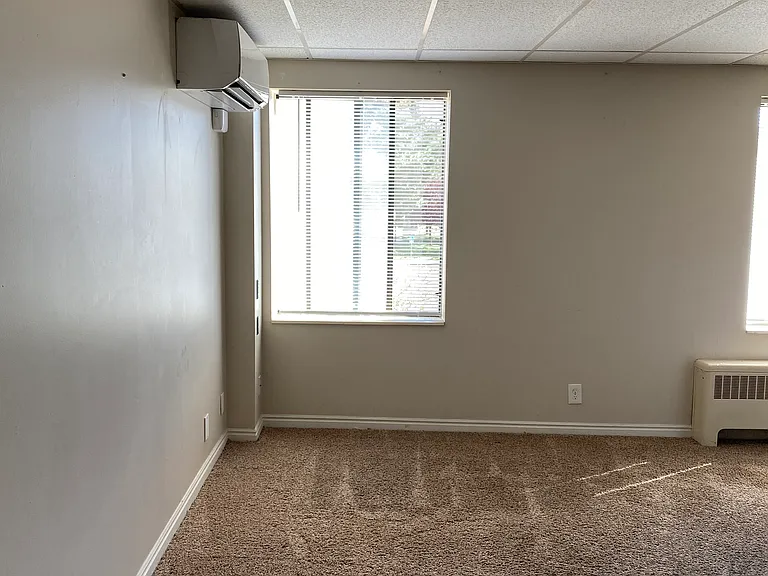 57 W Vine St — Photo 27