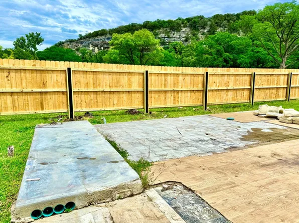 112 Casa Bonita Ln S, Hunt, TX 78024