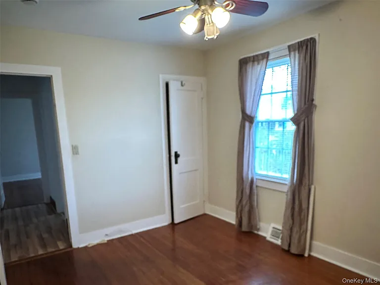 517 Flint St — Photo 9