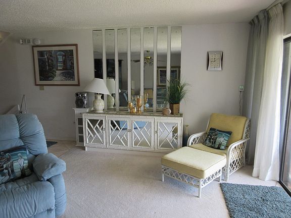 2nd image of 601 W Ocean Dr #310C