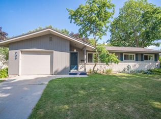 709 Green Tree Rd, West Bend, WI 53090