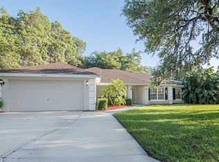 1812 Farrington Dr, Lakeland, FL 33809