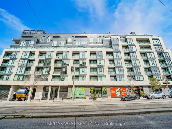 840 Saint Clair Ave W #205, Toronto, ON M6C 1C1