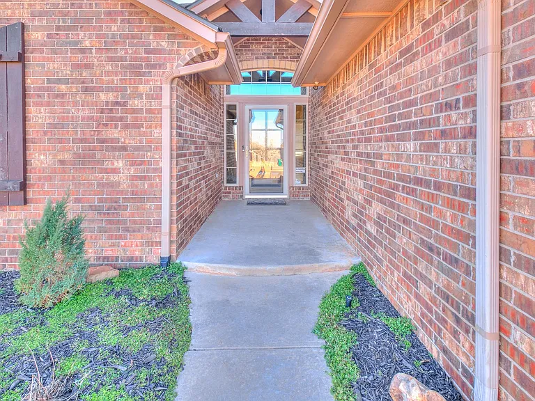 19217 Garden Creek Ln — Photo 5