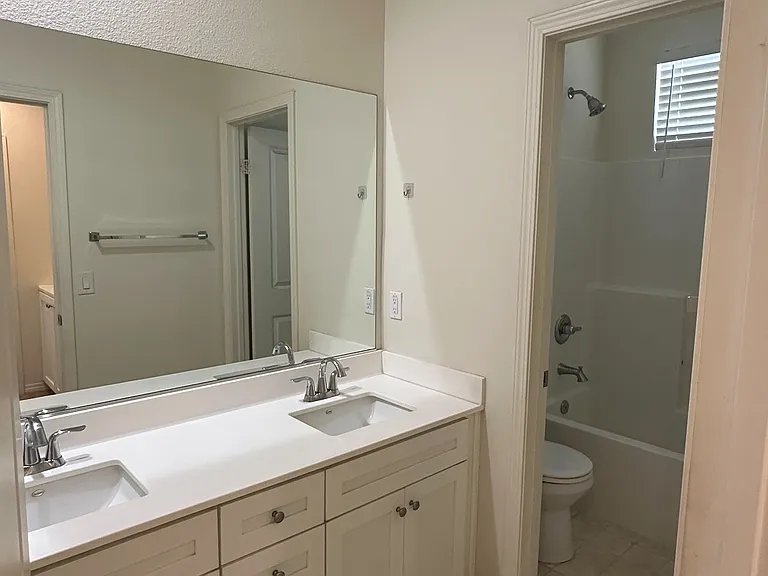 1540 Cantabria Pl — Photo 14