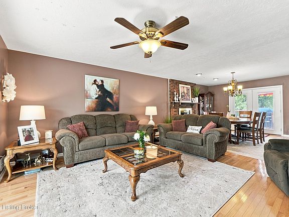 4th image of 7304 Oswego Cir