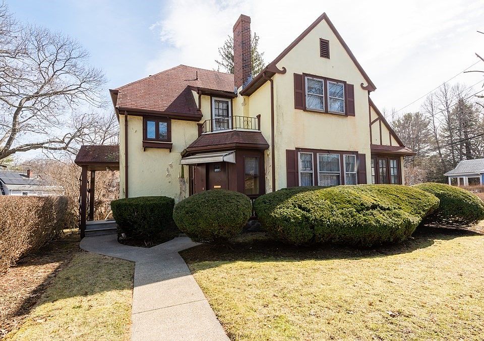 12 Western Ave, Lynn, MA 01904