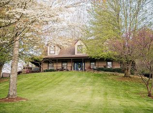 808 N Mohawk Dr, Erwin, TN 37650