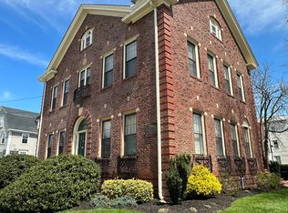 257 Gano St APT 8, Providence, RI 02906