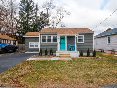 3 Cypress Rd, Lake Hopatcong, NJ, 07849
