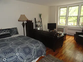 Rented by Brooklyn Heights Real Estate Inc