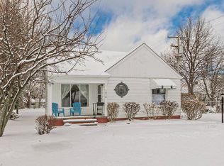 1616 Harwich Rd, Lyndhurst, OH 44124