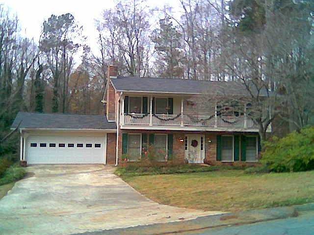 Beautiful house in award winning school distric.