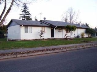 15907 SE Brooklyn St, Portland, OR 97236