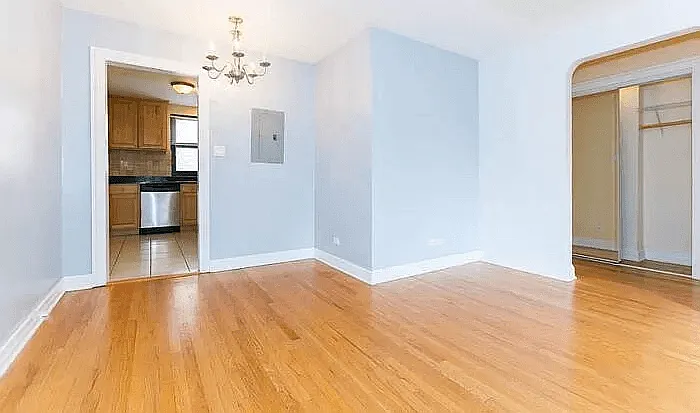 7516.5 N. Ridge Blvd — Photo 9