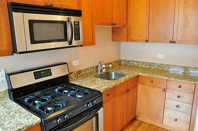 6047 N Talman Ave #2A — Photo 3