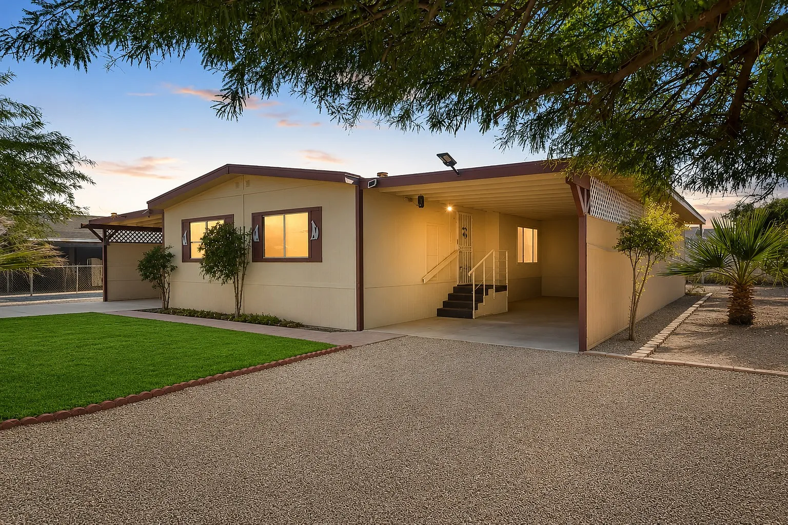 3 bed, 1142 sqft, $1,995 — Photo 1