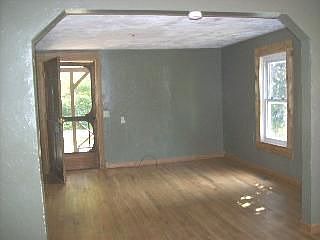 3rd image of 91 Hickory Ln